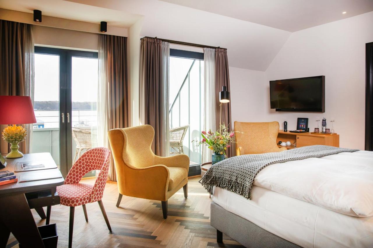 Das James Flensburg Kültér fotó A room at the Hotel