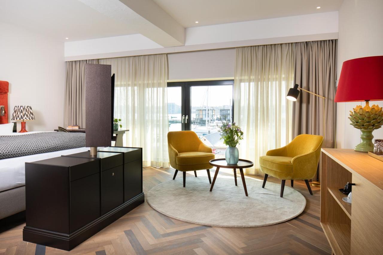 Das James Flensburg Kültér fotó A room at the hotel