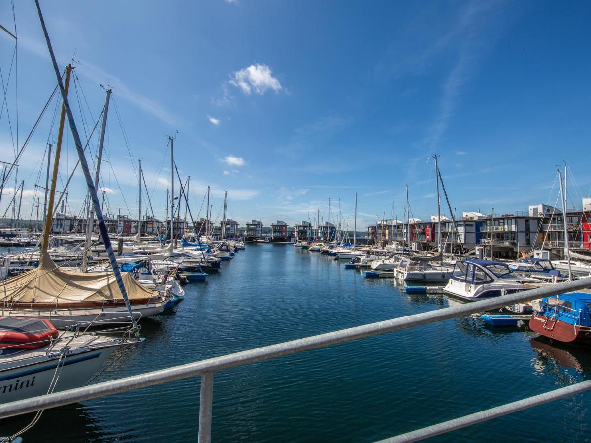 Das James Flensburg Kültér fotó The marina at Ocean Village